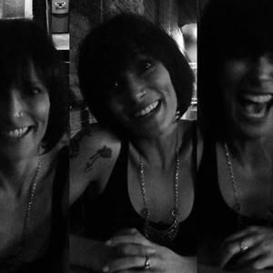 Meet your Posher, Ari